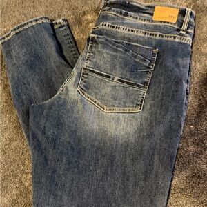 Women’s BKE Skinny Jeans